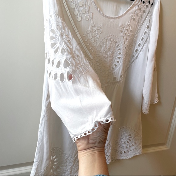 SOLITAIRE women's size medium white eyelet bathing suit cover - Picture 4 of 5